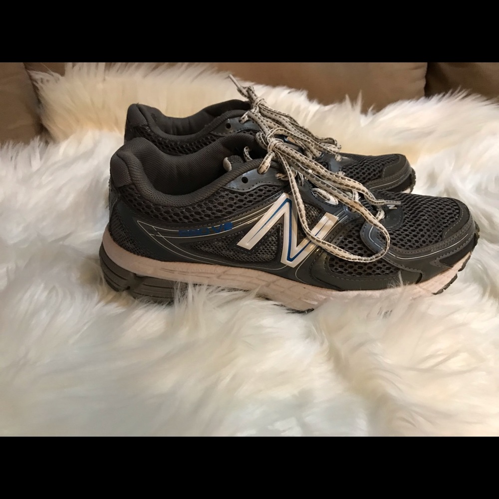 New Balance 680 V2 Running Shoes